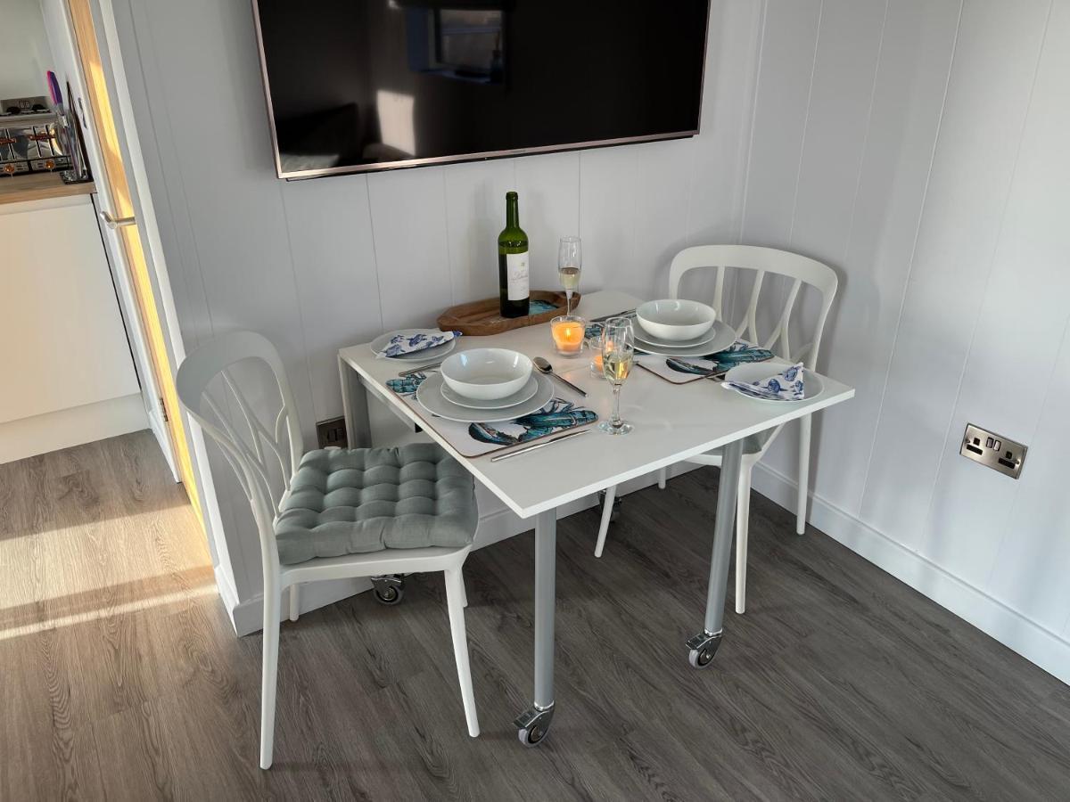 Seas The Day - Self Catering Lodge North Uist Paible Extérieur photo